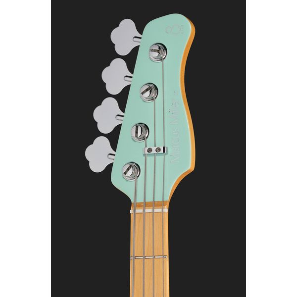 Marcus Miller Z7-4 Mint