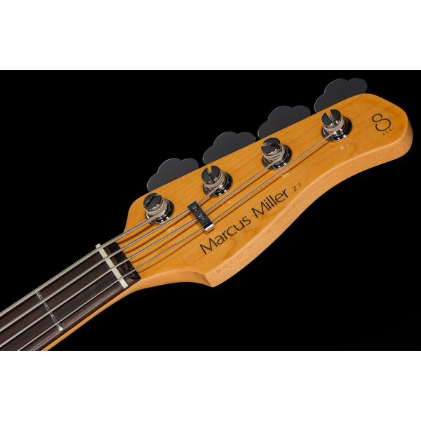 Marcus Miller Z7-4 Antique White