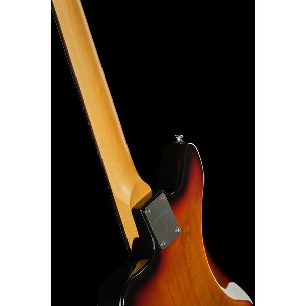 Larry Carlton J5 3-Tone Sunburst