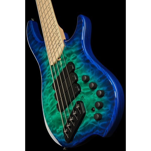 Dingwall CB3 Combustion 5 Whalepool Bst