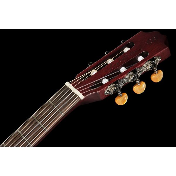 Larry Carlton G5N Natural