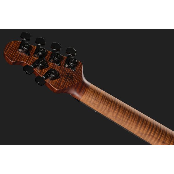 Music Man Rabea Massaad Sabre Vileblood