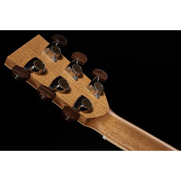 Lakewood Sungha Jung Signature