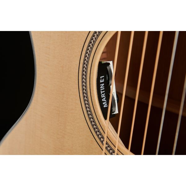 Martin Guitars GPC-16E-02