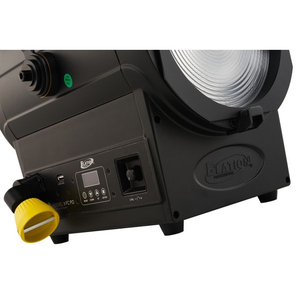 Elation KL Fresnel 8 FC P.O.