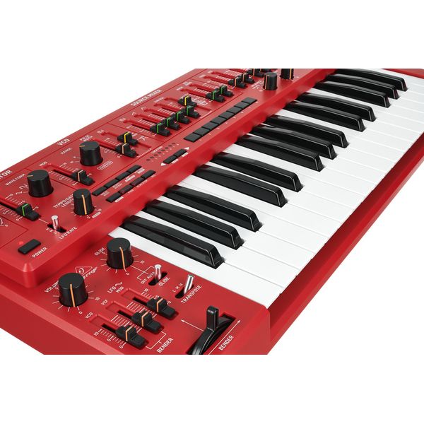 Behringer MS-1 MKII Red