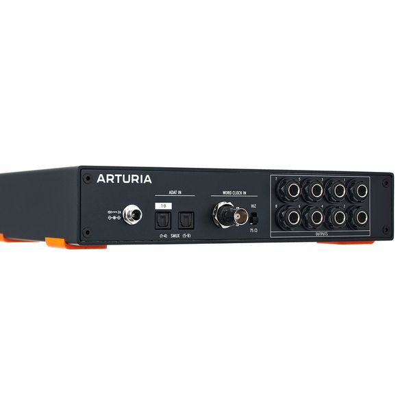 Arturia AudioFuse X8 OUT