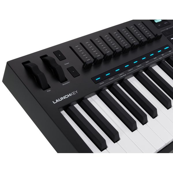 Novation Launchkey 49 MK4