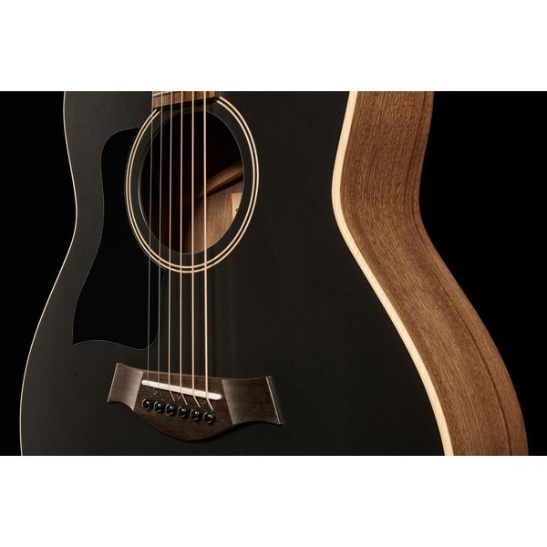 Taylor AD11e Blacktop LH