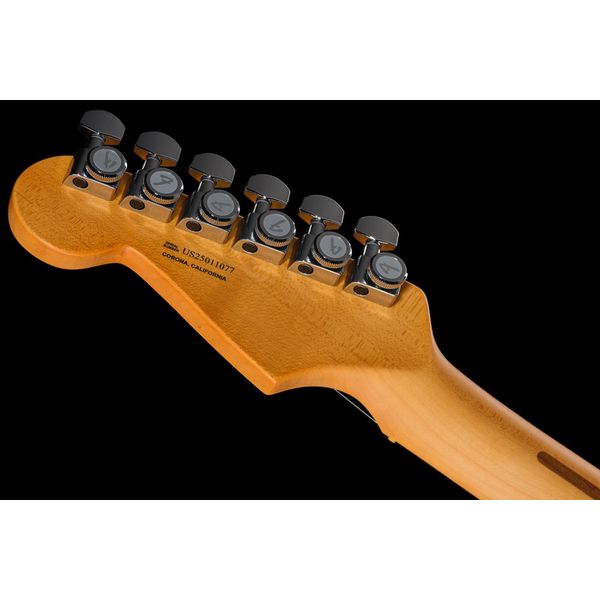 Fender Am Ultra II Strat MN AVL