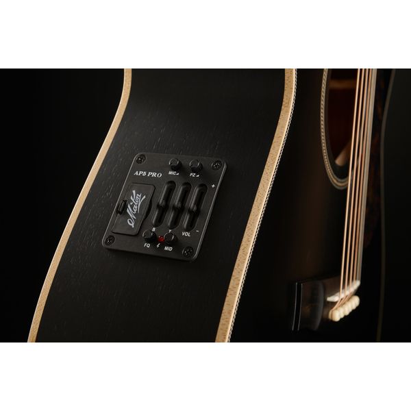 Maton EBG 808 Artist Black Satin