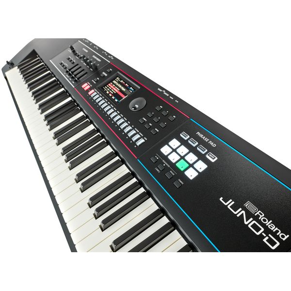 Roland Juno-D8