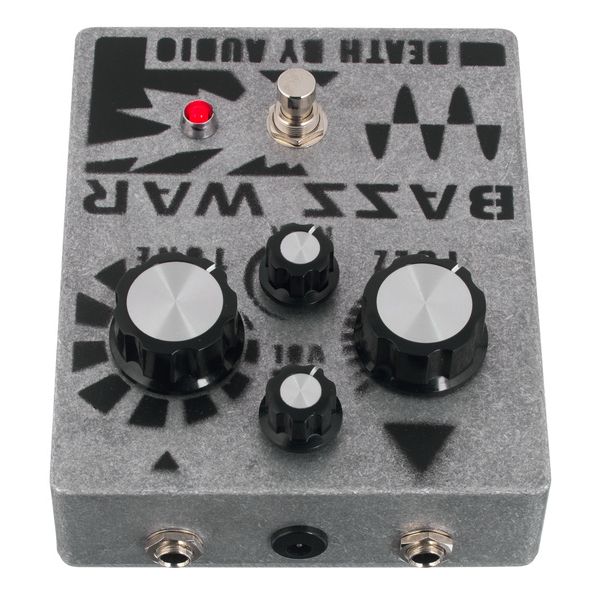 Death by Audio Bass War - Fuzz