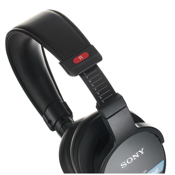 Sony MDR-M1