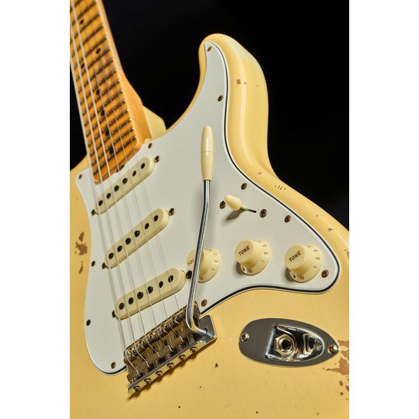 Fender 1969 Strat HR AVW