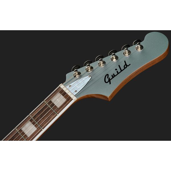 Guild Surfliner Deluxe Glacier Blue