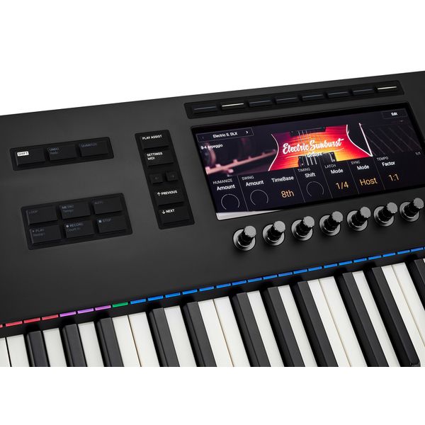 Native Instruments Kontrol S88 MK3 Komplete 15