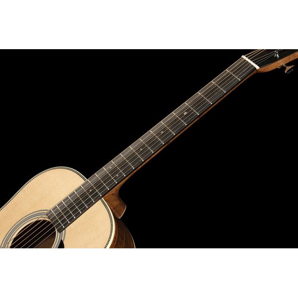Martin Guitar O'ahu HG-28