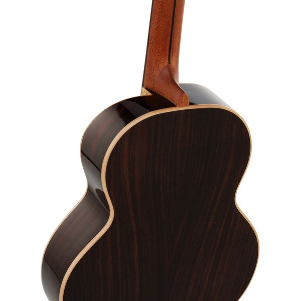 Flight 4SB Sammy Turton Baritone