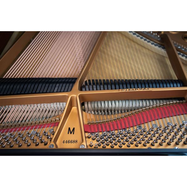 Steinway & Sons M-170