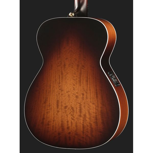Maton Troubadour Traditional