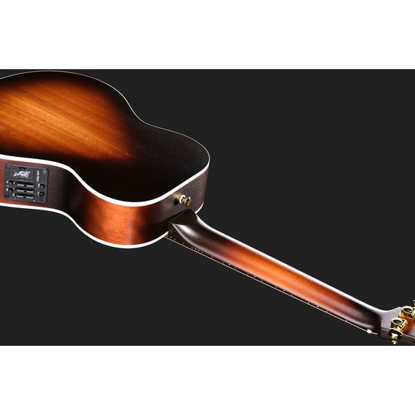 Maton Troubadour Mini