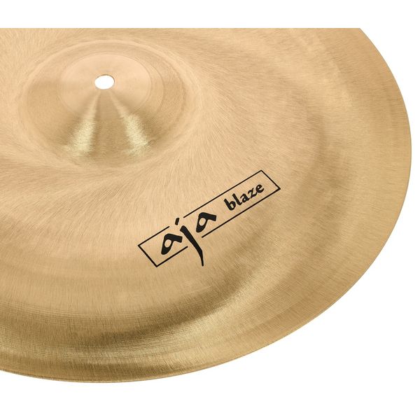 Zultan 16" Aja Blaze Crash