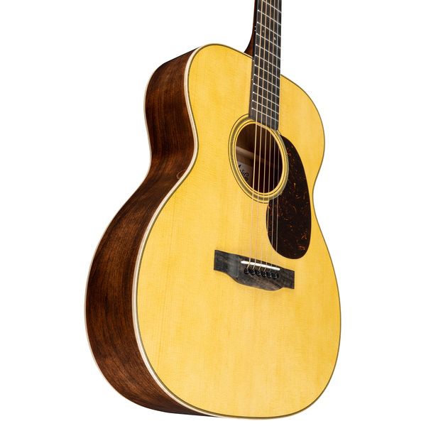 Martin Guitars Cherry Hill 000