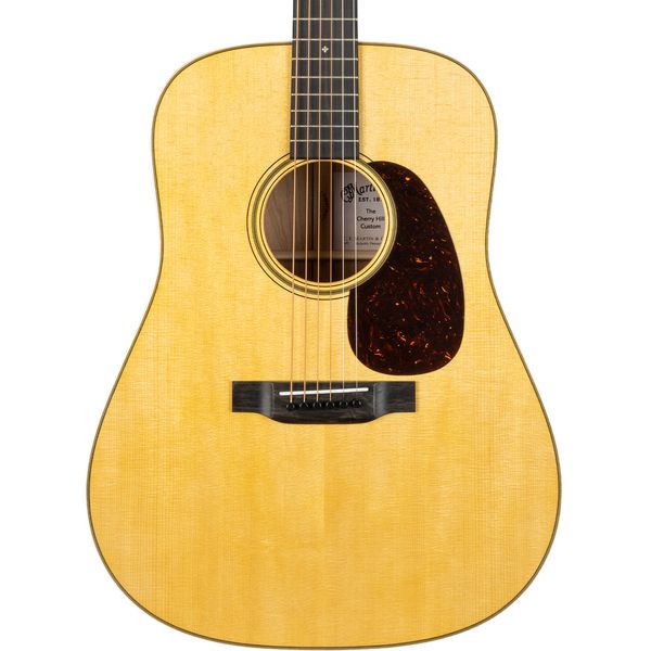 Martin Guitars Cherry Hill D