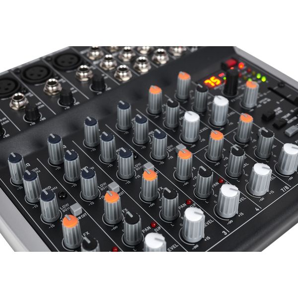 Behringer Xenyx 1202SFX Case Bundle