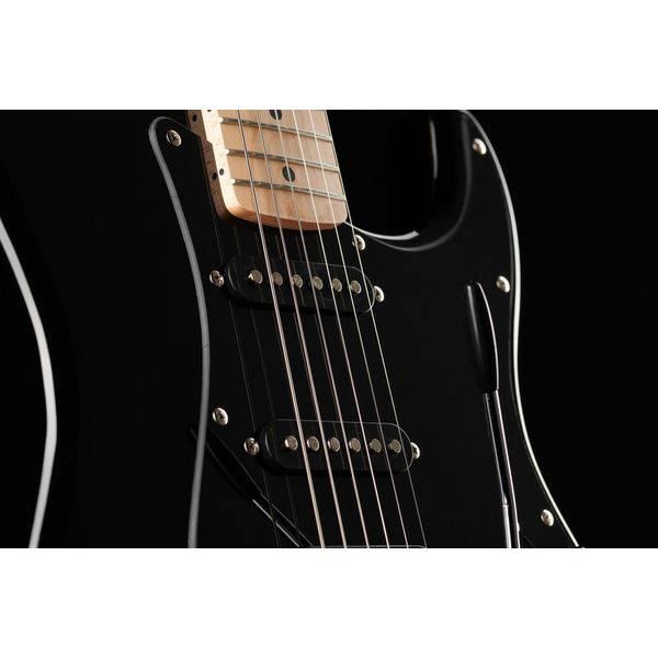 Squier Sonic Strat HSS Black Set