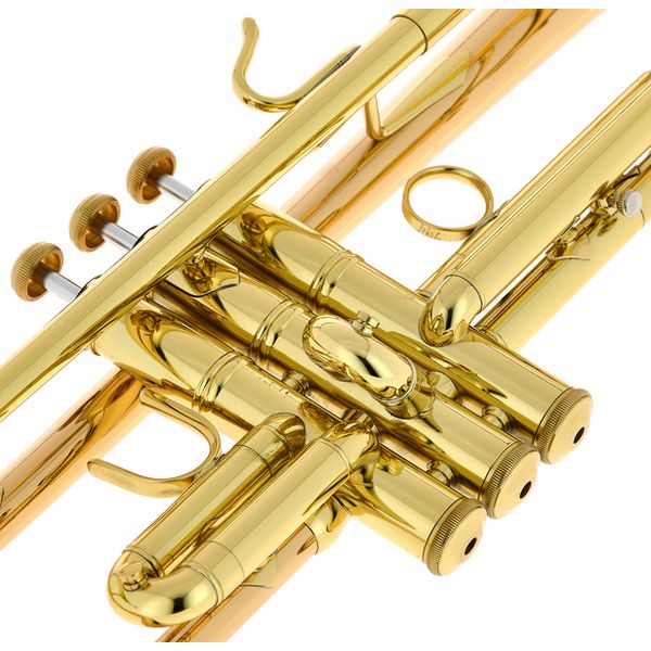 Bach 17043GYR Bb-Trumpet