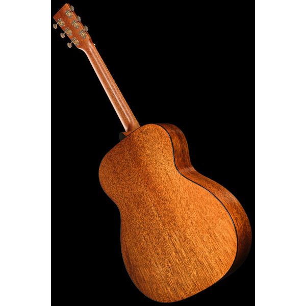 Martin Guitar 00018