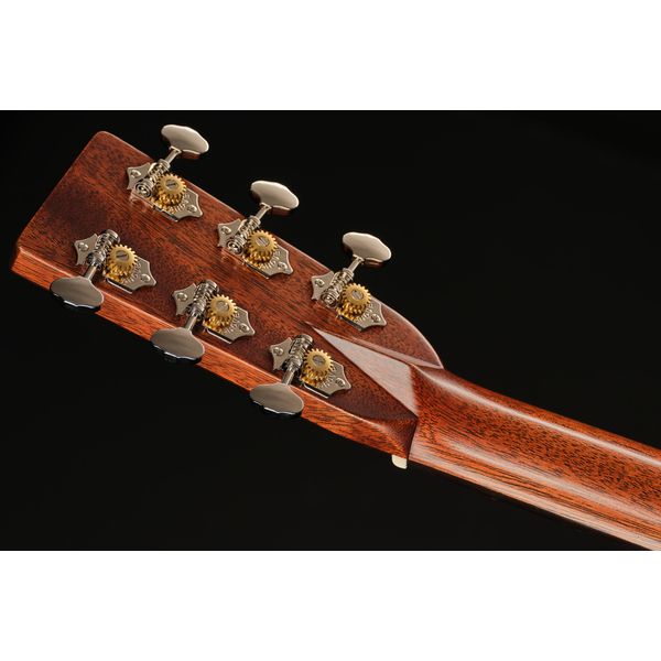 Martin Guitar OM28