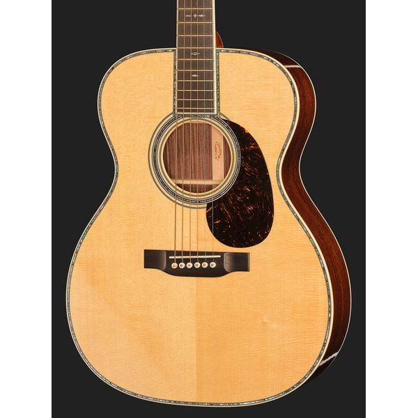 Martin Guitar 00042
