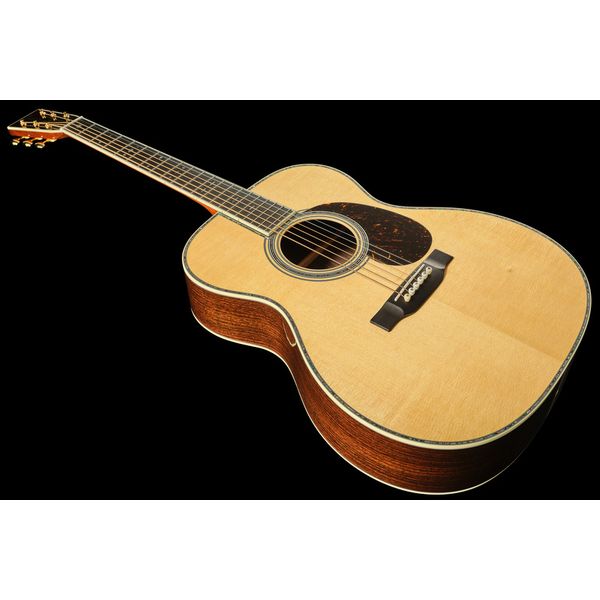 Martin Guitar 00042
