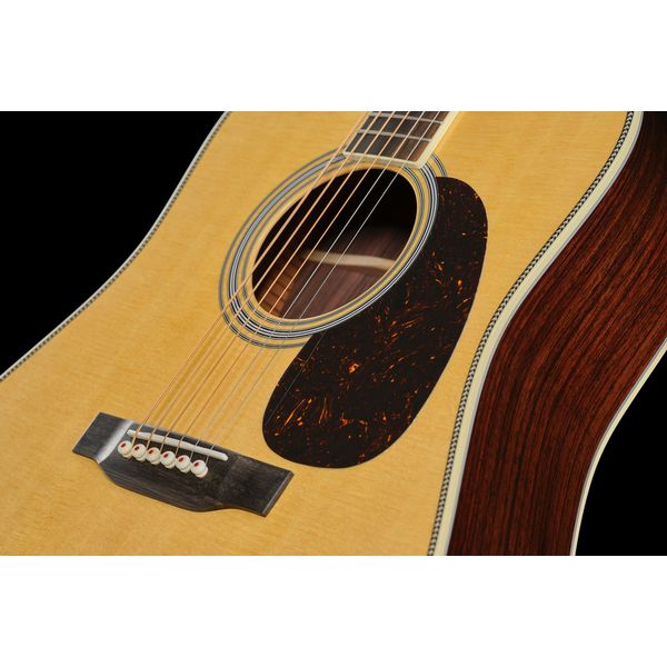 Martin Guitar HD35
