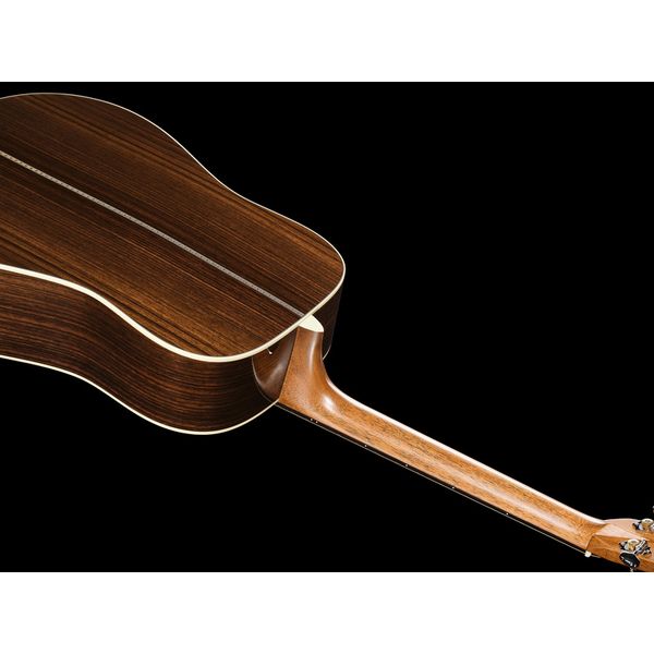 Martin Guitar HD28 Sunburst