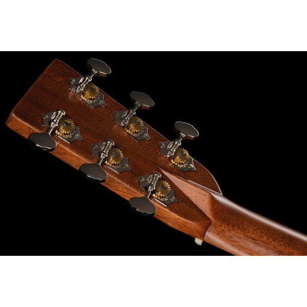 Martin Guitar 0028
