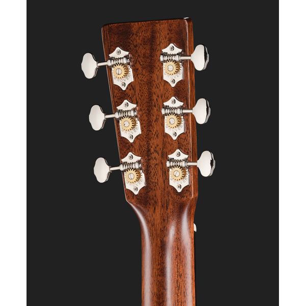 Martin Guitar D18