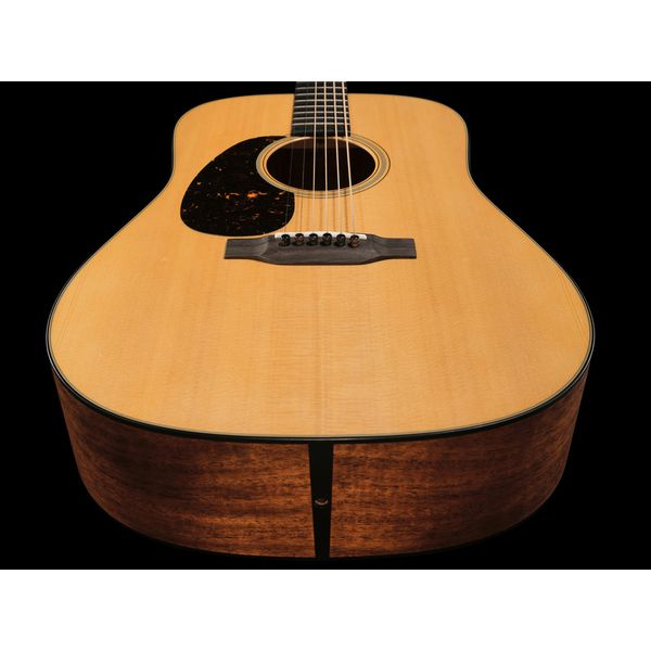Martin Guitar D-18 Satin LH