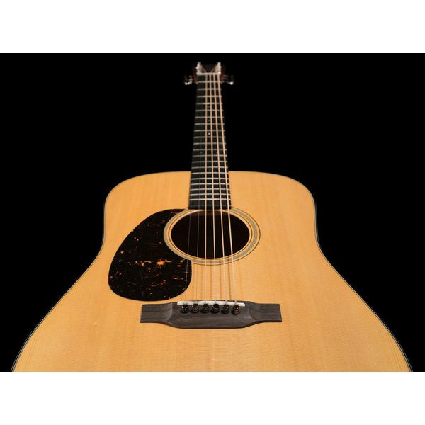 Martin Guitar D-18 Satin LH