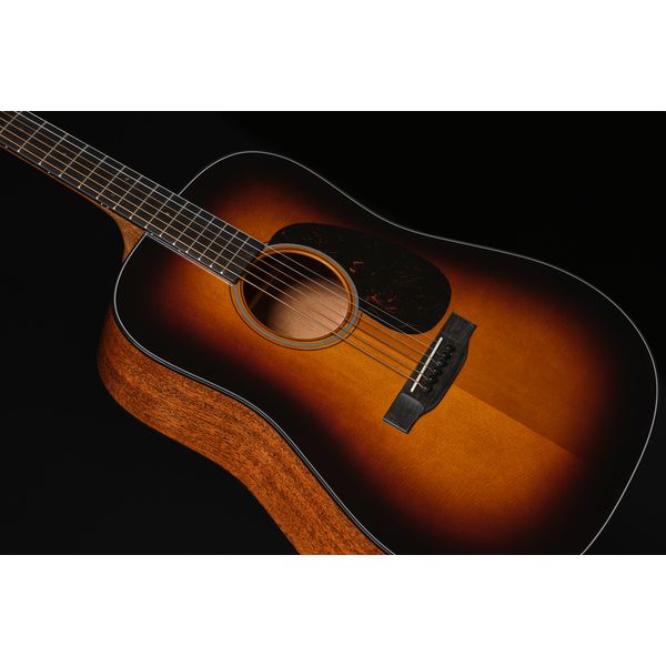 Martin Guitar D18 Sunburst
