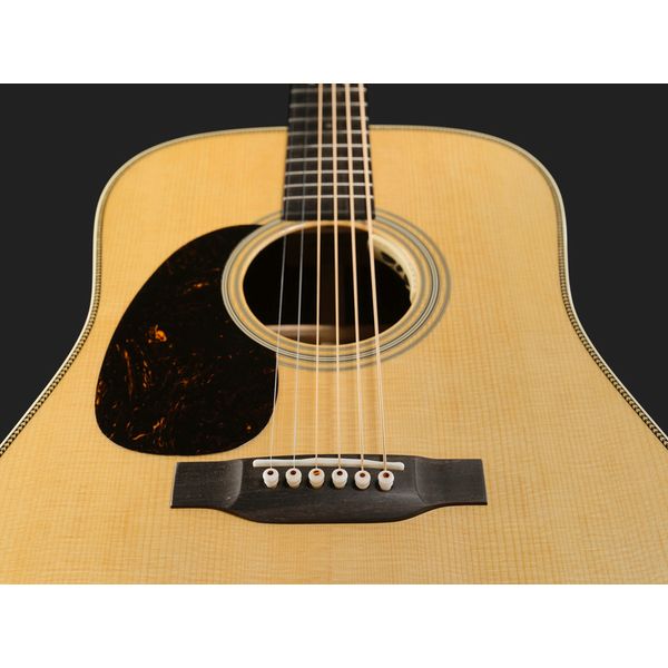 Martin Guitar HD28E LRB LH