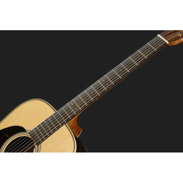 Martin Guitar HD28E LRB LH