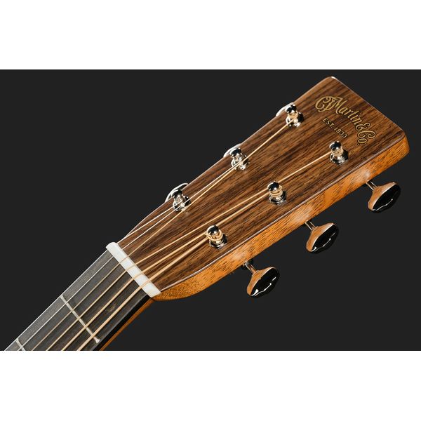 Martin Guitar HD28E LRB LH