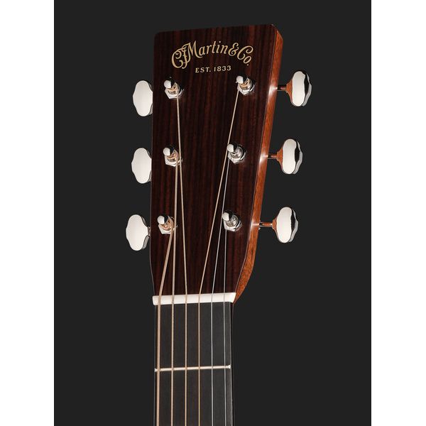 Martin Guitar OM28E