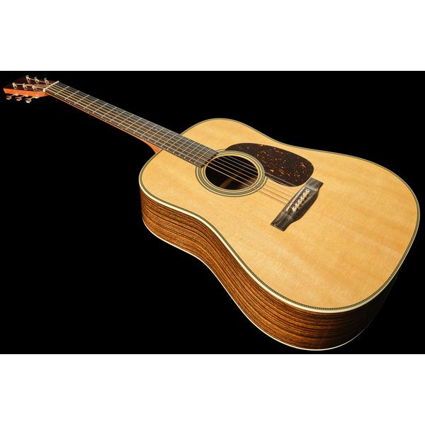 Martin Guitar HD28