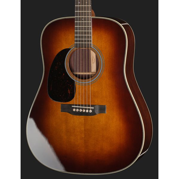 Martin Guitar HD28 Ambertone LH