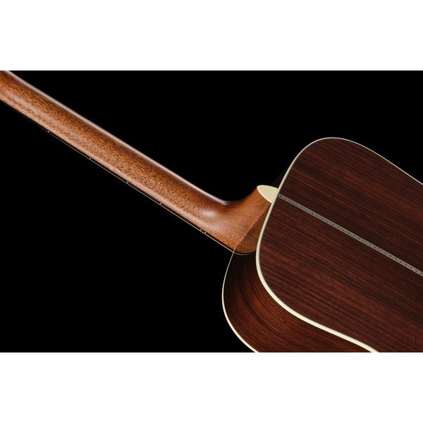 Martin Guitar HD28 Ambertone LH